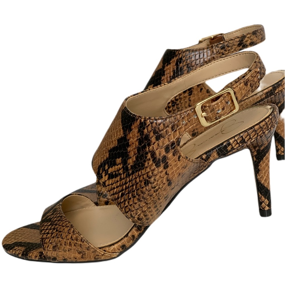 New Jessica Simpson Cheetah 7.5 Strapped Heel ❤️